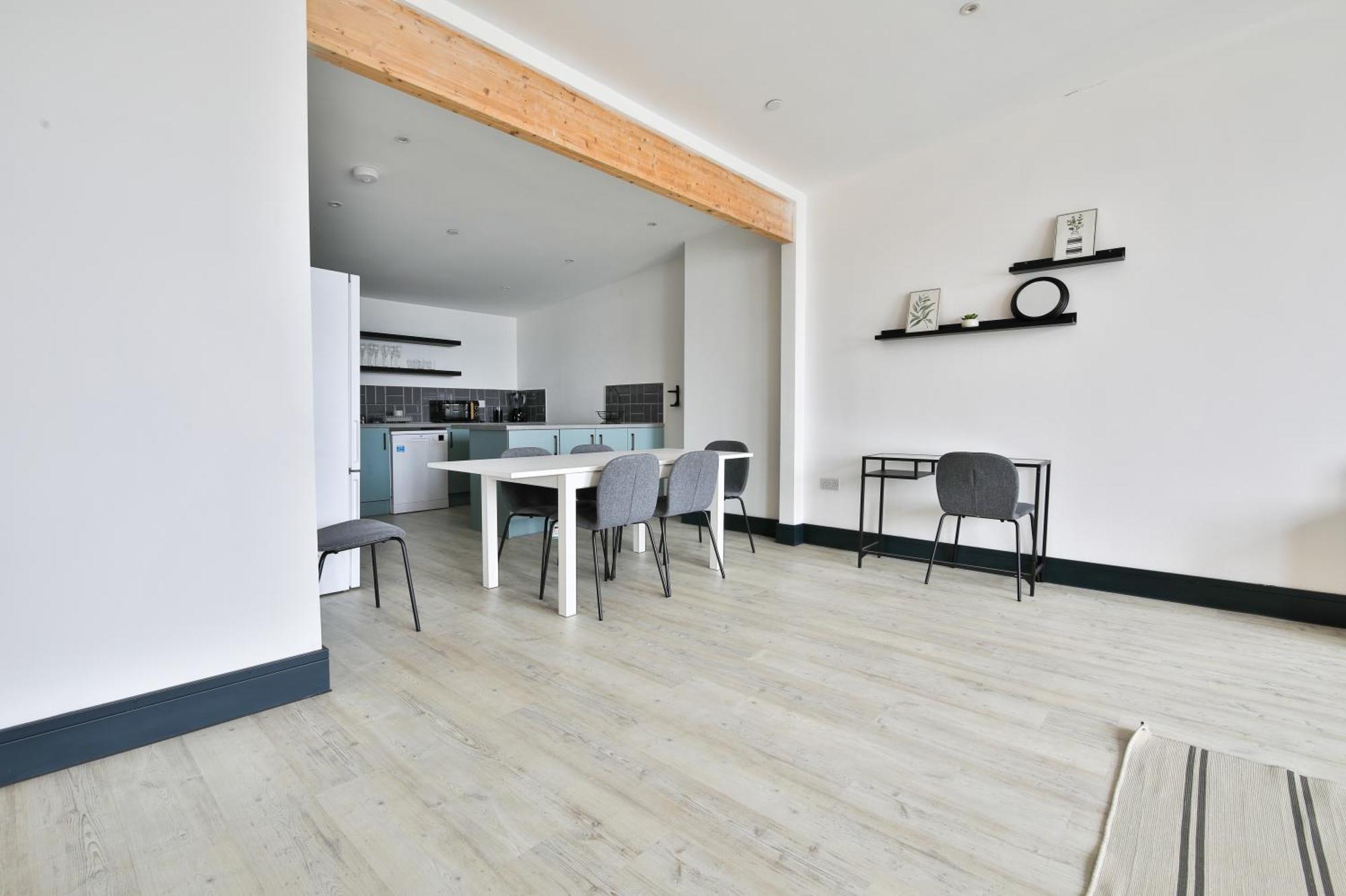 The Kingsway- 2 Bedroom Central Swansea Apartments By Stayright Luaran gambar