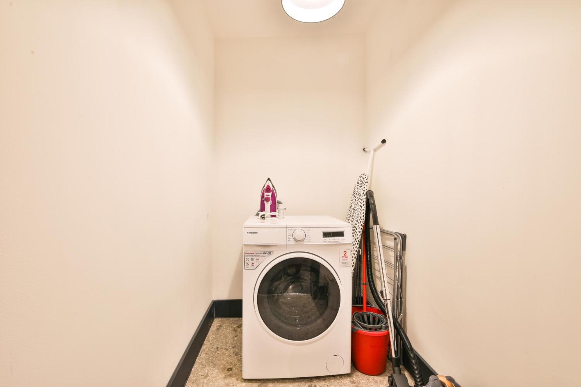 The Kingsway- 2 Bedroom Central Swansea Apartments By Stayright Luaran gambar