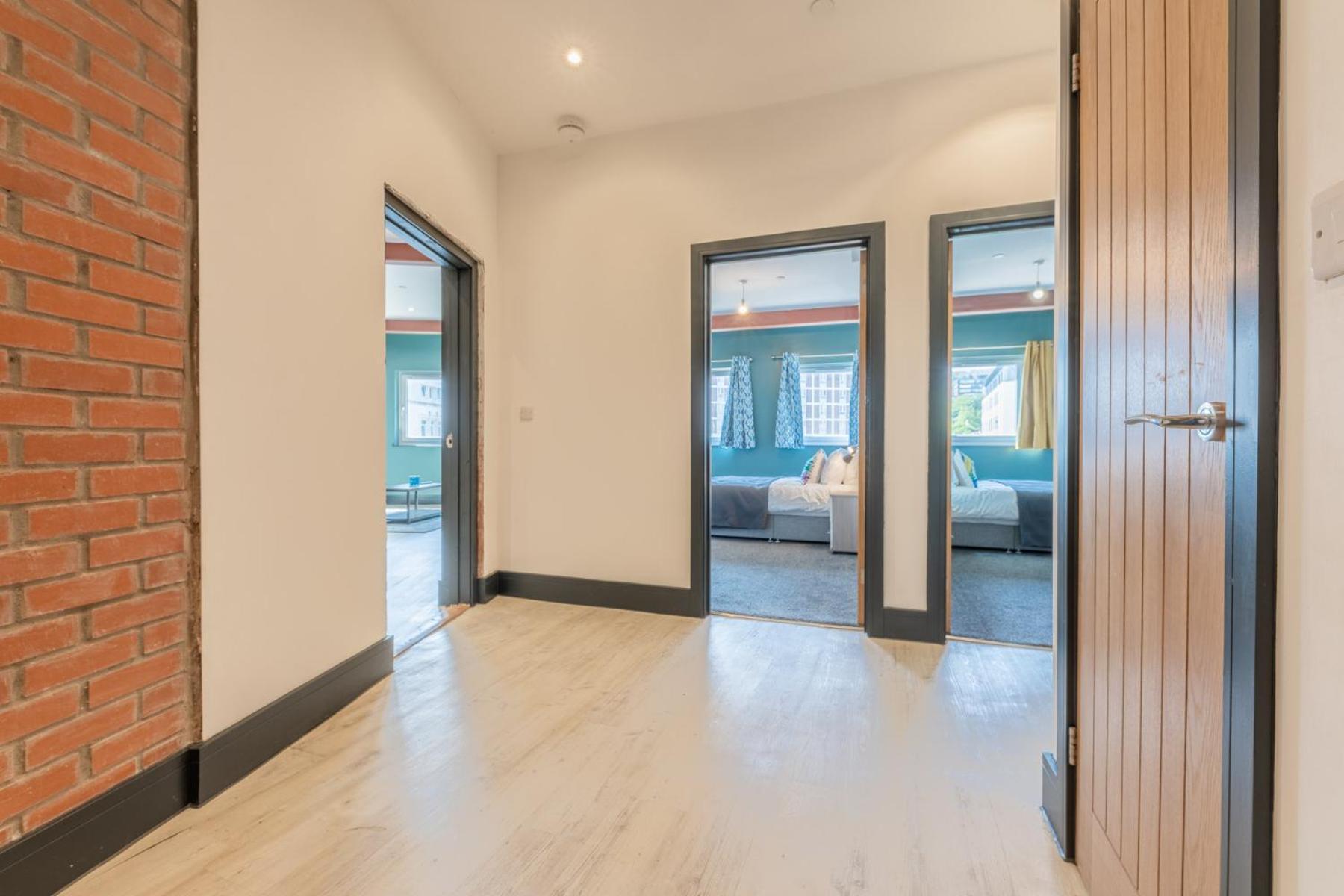 The Kingsway- 2 Bedroom Central Swansea Apartments By Stayright Luaran gambar