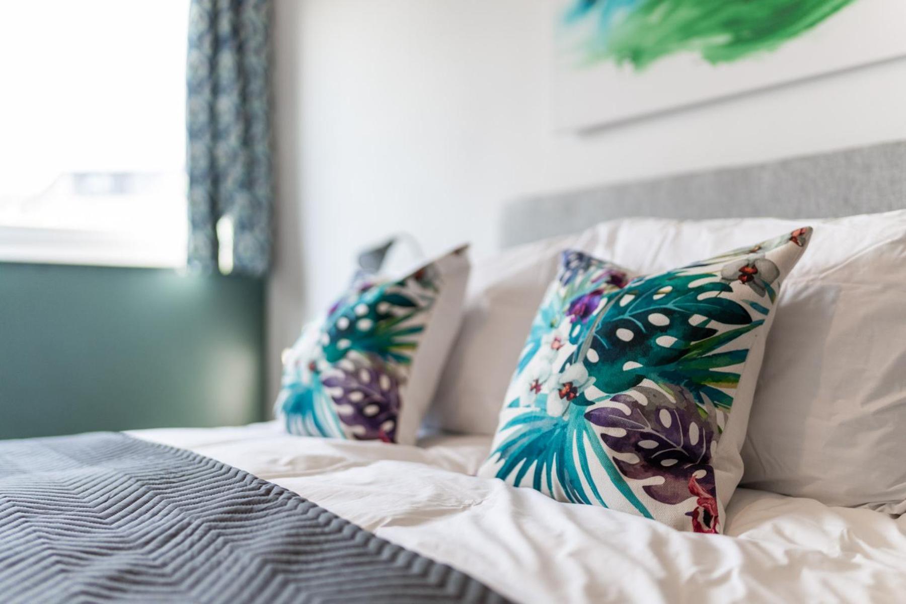 The Kingsway- 2 Bedroom Central Swansea Apartments By Stayright Luaran gambar