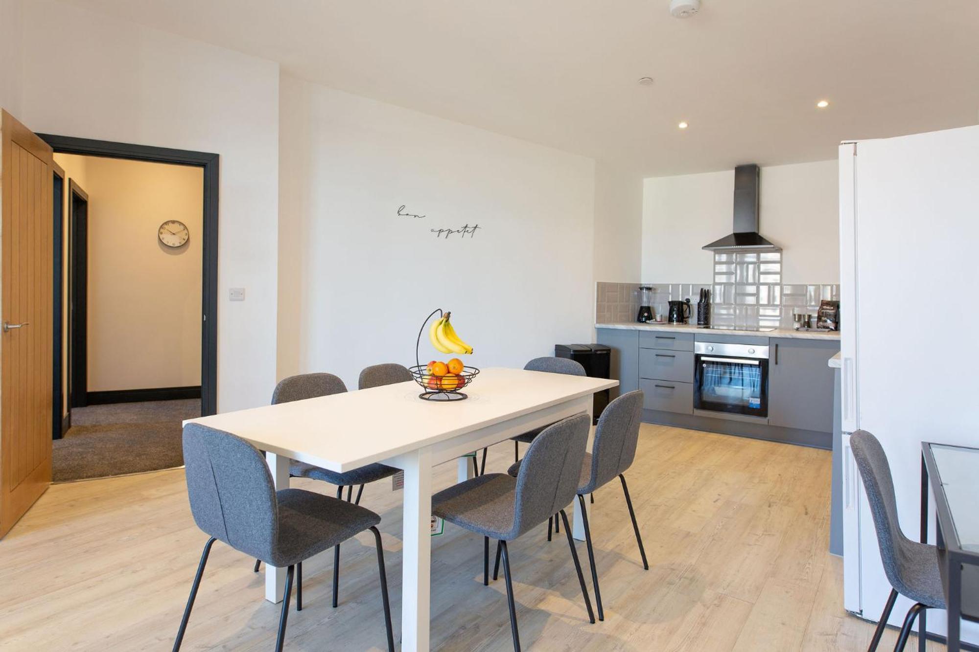 The Kingsway- 2 Bedroom Central Swansea Apartments By Stayright Luaran gambar