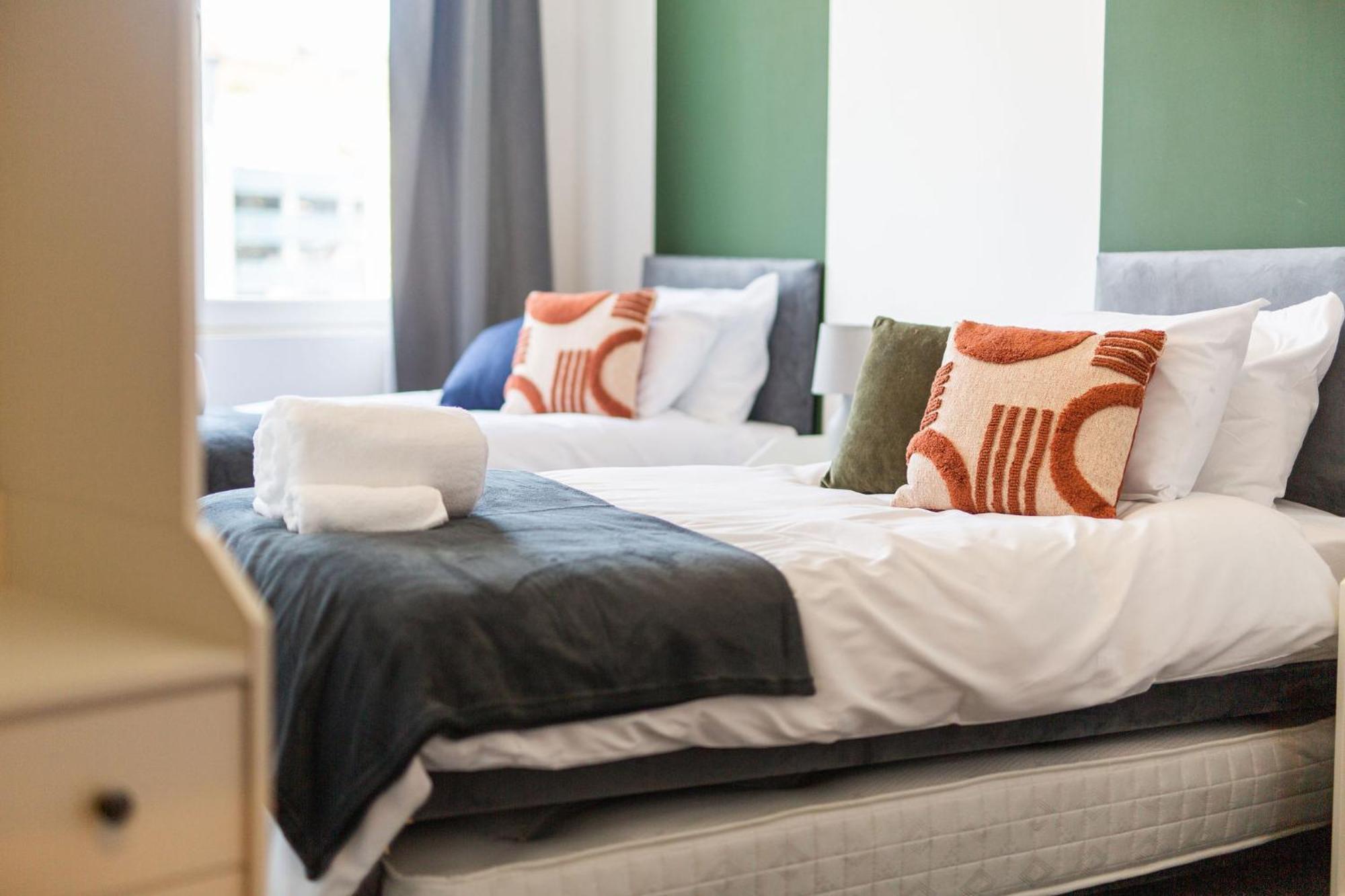 The Kingsway- 2 Bedroom Central Swansea Apartments By Stayright Luaran gambar